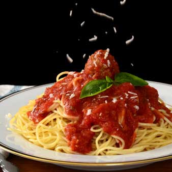 Spaghetti an Tomaten-Knoblauch-Sauce